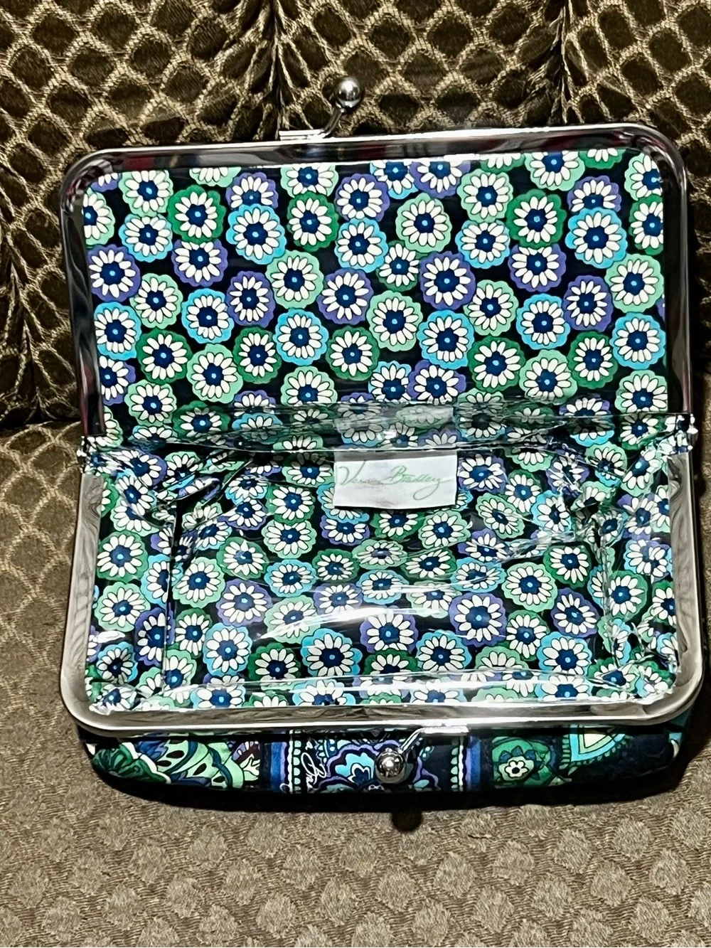 Vera Bradley “Kiss & Make Up” Case in Blue Rhapsody Pattern